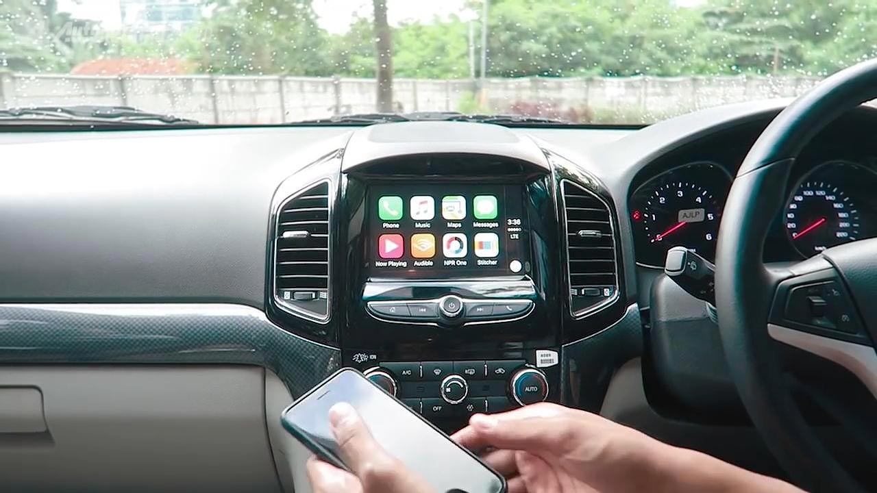 Chevrolet, Apple CarPlay dan Android Auto fitur Chevrolet Captiva: Chevrolet Captiva 2016 Review : Good Package With Old Outfit