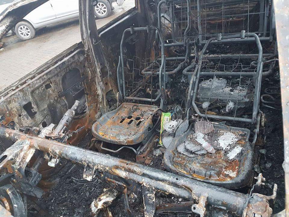 Berita, Bangkai Chevrolet Spin Yang Hangus: Chevrolet Spin Meledak dan Terbakar Habis di Tol, GM Langsung Investigasi!