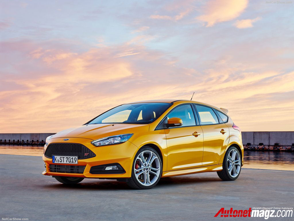 Ford, Autonetmagz_Ford-Focus_ST-2015-1024-01: 2018 Ford Focus ST : 275 hp dari mesin 1.5-liter!