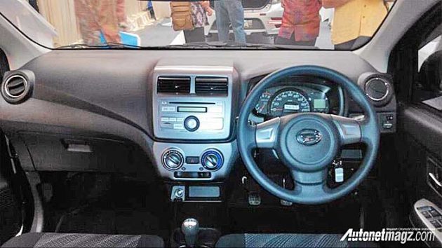 New Daihatsu Ayla Facelift 1000 Interior AutonetMagz Review Mobil