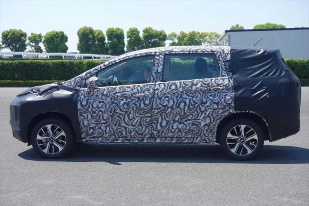 Mitsubishi Expander Mulai Dites di Jepang Oleh Carlos Ghosn!