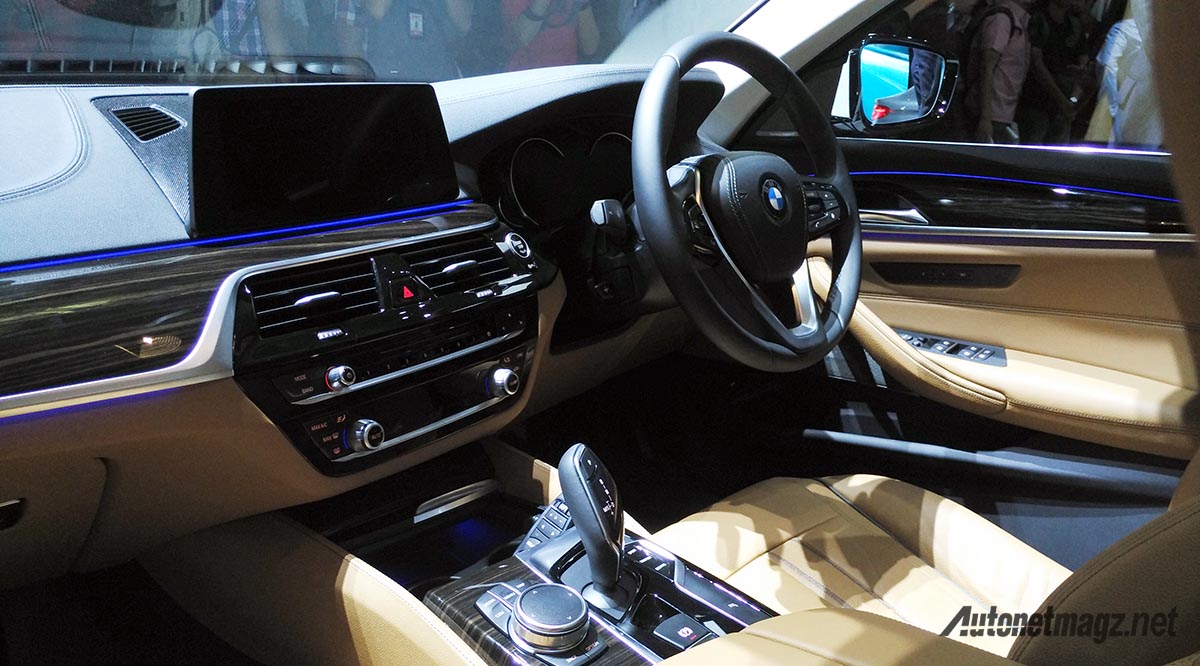 BMW, bmw 530i luxury line g30 interior: BMW 5-Series G30 Meluncur, Lebih Matang dan Berwibawa