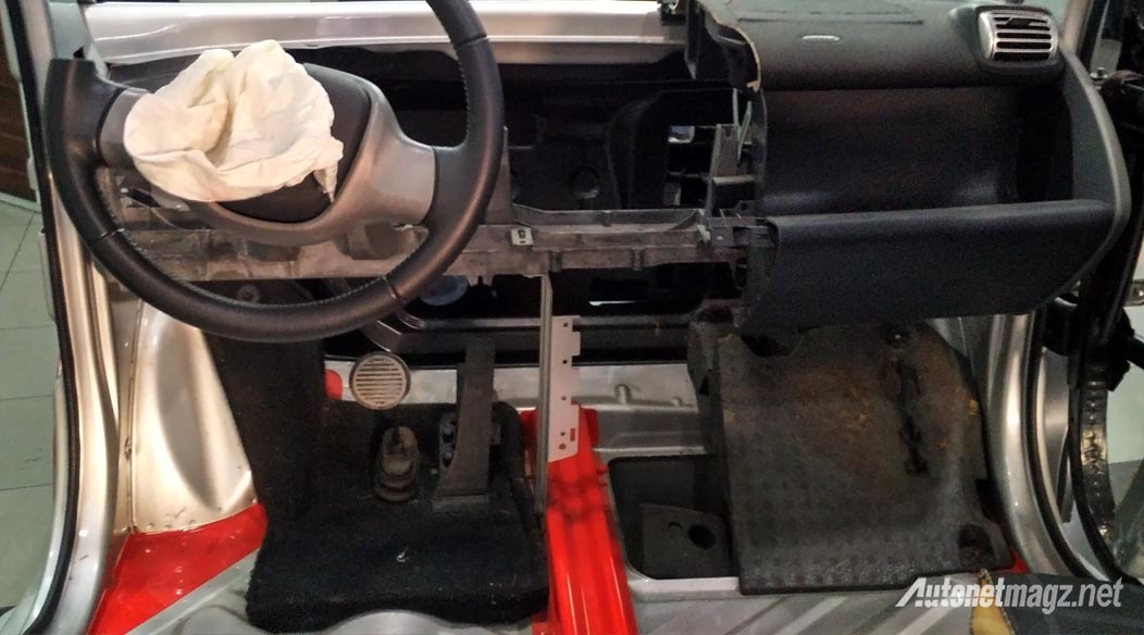 International, kerangka interior mobil: Niat Perbaiki Kabin, Airbag Takata Picu Kematian (Lagi)