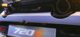 interior McLaren 720S