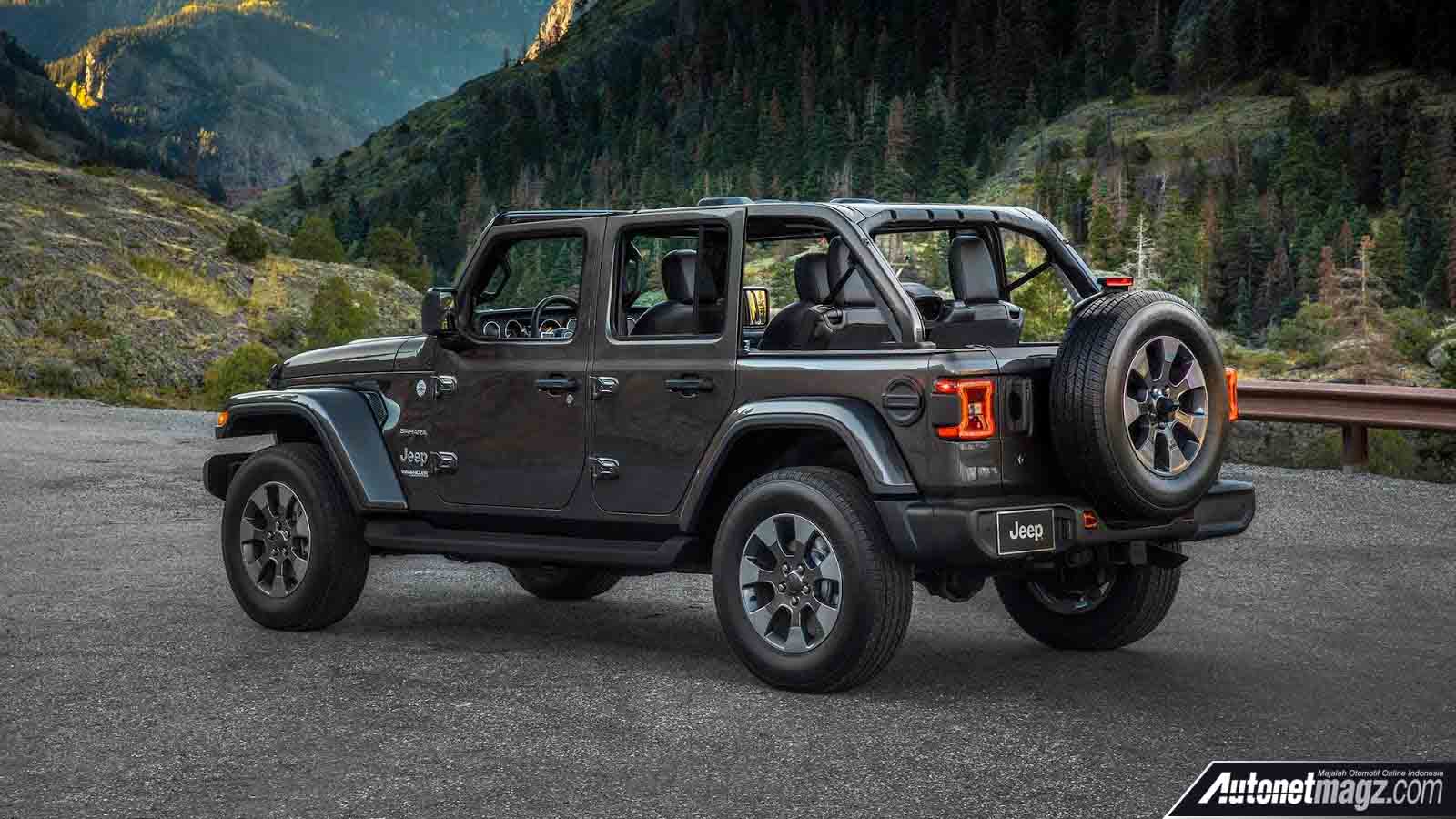 Berita, Jeep Wrangler 2018 long soft top: Jeep Wrangler 2018, Mesin Mild-Hybrid Turbo Dengan Bobot Susut 90Kg