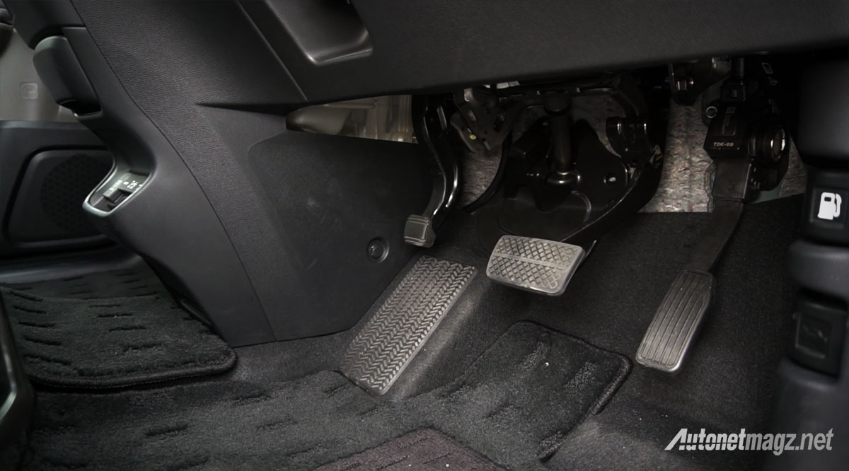 Honda, honda freed 2017 pedal gas rem dan rem parkir: First Impression Review Honda Freed Hybrid 2017 JDM-Spec