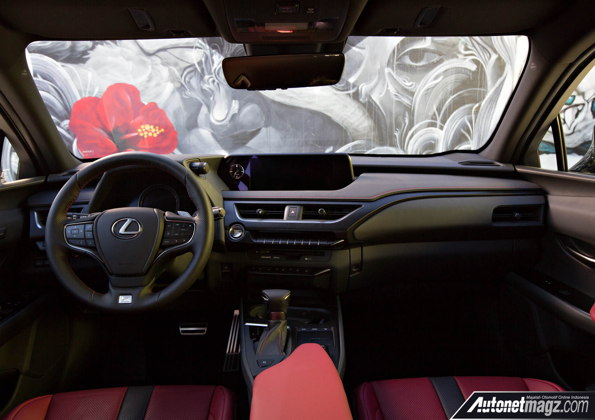 Berita, Lexus UX interior: Lexus UX Dapat Mesin 2.000cc Hybrid Bertenaga 176 hp