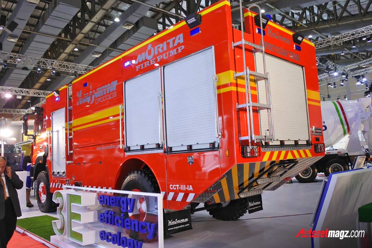 Berita, Truk-pemadam-kebakaran-Damkar-Iveco-Truck: GIICOMVEC 2018 : IVECO 682 4×2 Resmi Diperkenalkan di Indonesia