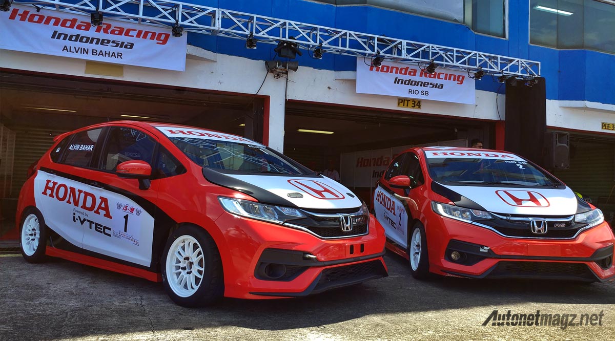 Honda, honda jazz 2018 sentul honda racing indonesia issom: Honda Jazz Facelift 2018 Langsung Turun Balap di Sentul