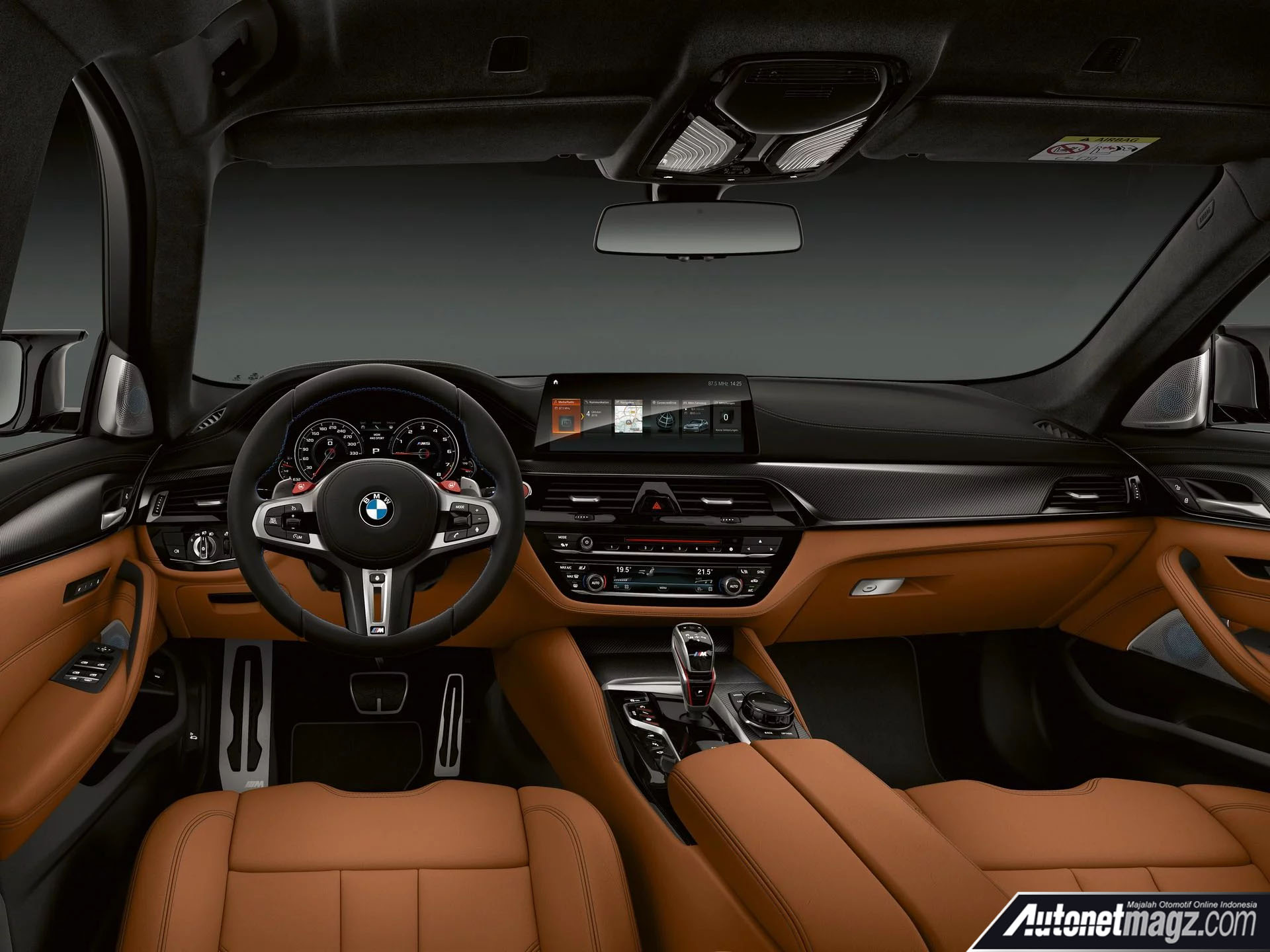 Berita, BMW M5 Competition 2019 interior: BMW M5 Competition 2019 Hadir Dengan tenaga 617 hp!