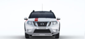 Interior Nissan Terrano Sport Special Edition