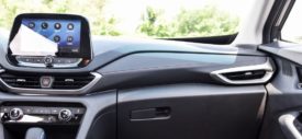interior Chevrolet Orlando Redline Edition