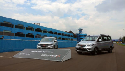 Wuling Confero S ACT : Dua Pedal Tapi Tetap Oper Manual Wuling Confero S ACT : Dua Pedal Tapi Tetap Oper Manual