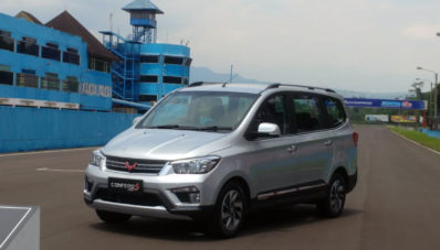 Wuling Confero S ACT : Dua Pedal Tapi Tetap Oper Manual Wuling Confero S ACT : Dua Pedal Tapi Tetap Oper Manual