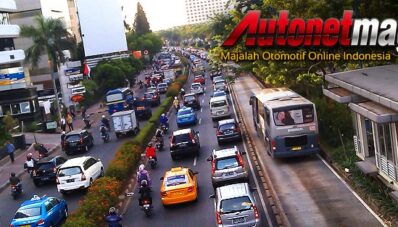 Penjualan Mobil Januari Meningkat, Motor Menurun Penjualan Mobil Januari Meningkat, Motor Menurun