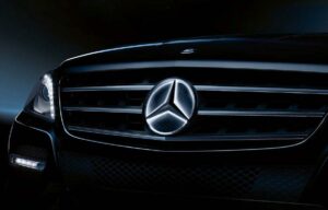 Mercedes-Benz Dirumorkan Pecat 10% Manajemennya & Bekukan Gaji Pegawai Mercedes-Benz Dirumorkan Pecat 10% Manajemennya & Bekukan Gaji Pegawai