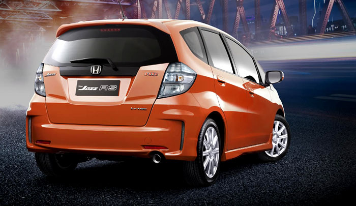 New Honda Jazz Facelift 2013 Belakang