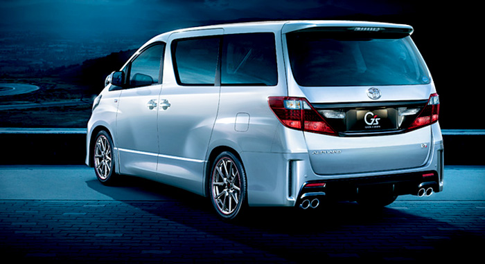 Mobil Baru, Toyota Alphard GS Belakang: Toyota Alphard GS Kini Hadir di Indonesia