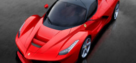 Ferrari LaFerrari Dashboard