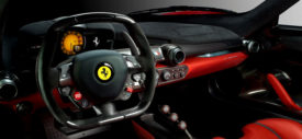 Ferrari LaFerrari Samping