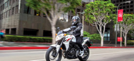 Honda CB500F riding