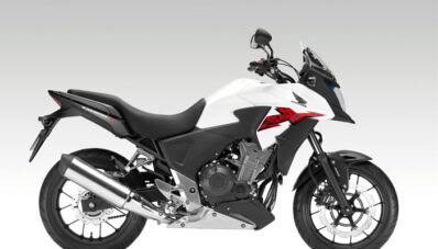 Honda Akan Luncurkan Trio CBR 400 R, CB 400 X dan CB 400 F Honda Akan Luncurkan Trio CBR 400 R, CB 400 X dan CB 400 F