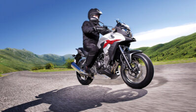 Honda Akan Luncurkan Trio CBR 400 R, CB 400 X dan CB 400 F Honda Akan Luncurkan Trio CBR 400 R, CB 400 X dan CB 400 F