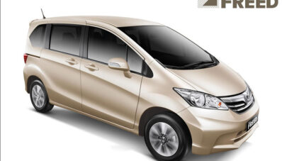 Honda Freed 2013 Mendapatkan Facelift dan Double Blower