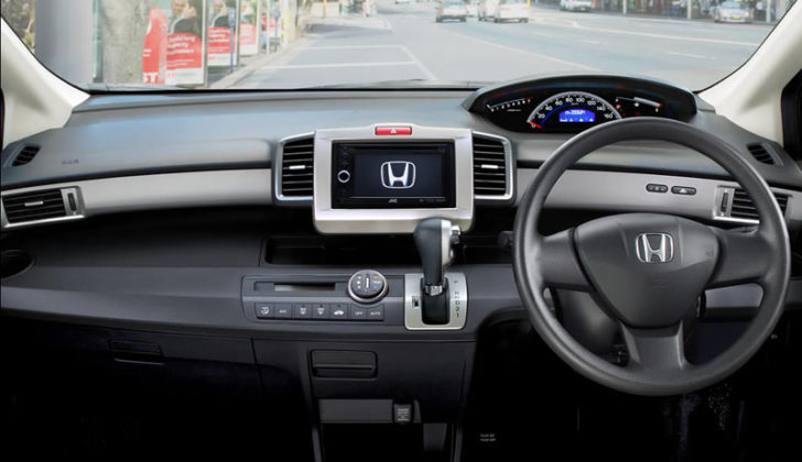 Honda Freed 2013 Dashboard | AutonetMagz :: Review Mobil dan Motor Baru