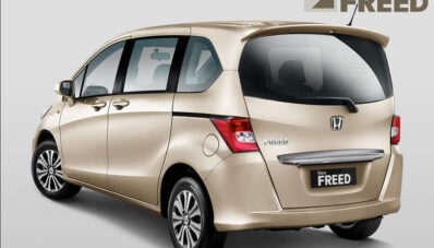 Honda Freed 2013 Mendapatkan Facelift dan Double Blower