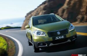 Suzuki Memperkenalkan SX4 Baru Dengan Body Yang Lebih Besar Suzuki Memperkenalkan SX4 Baru Dengan Body Yang Lebih Besar