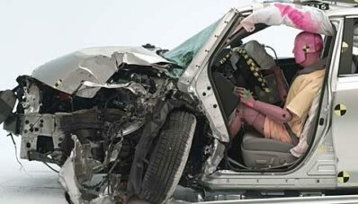 Hasil Test Tabrak IIHS : Toyota Camry terendah, Honda Accord Terbaik Hasil Test Tabrak IIHS : Toyota Camry terendah, Honda Accord Terbaik