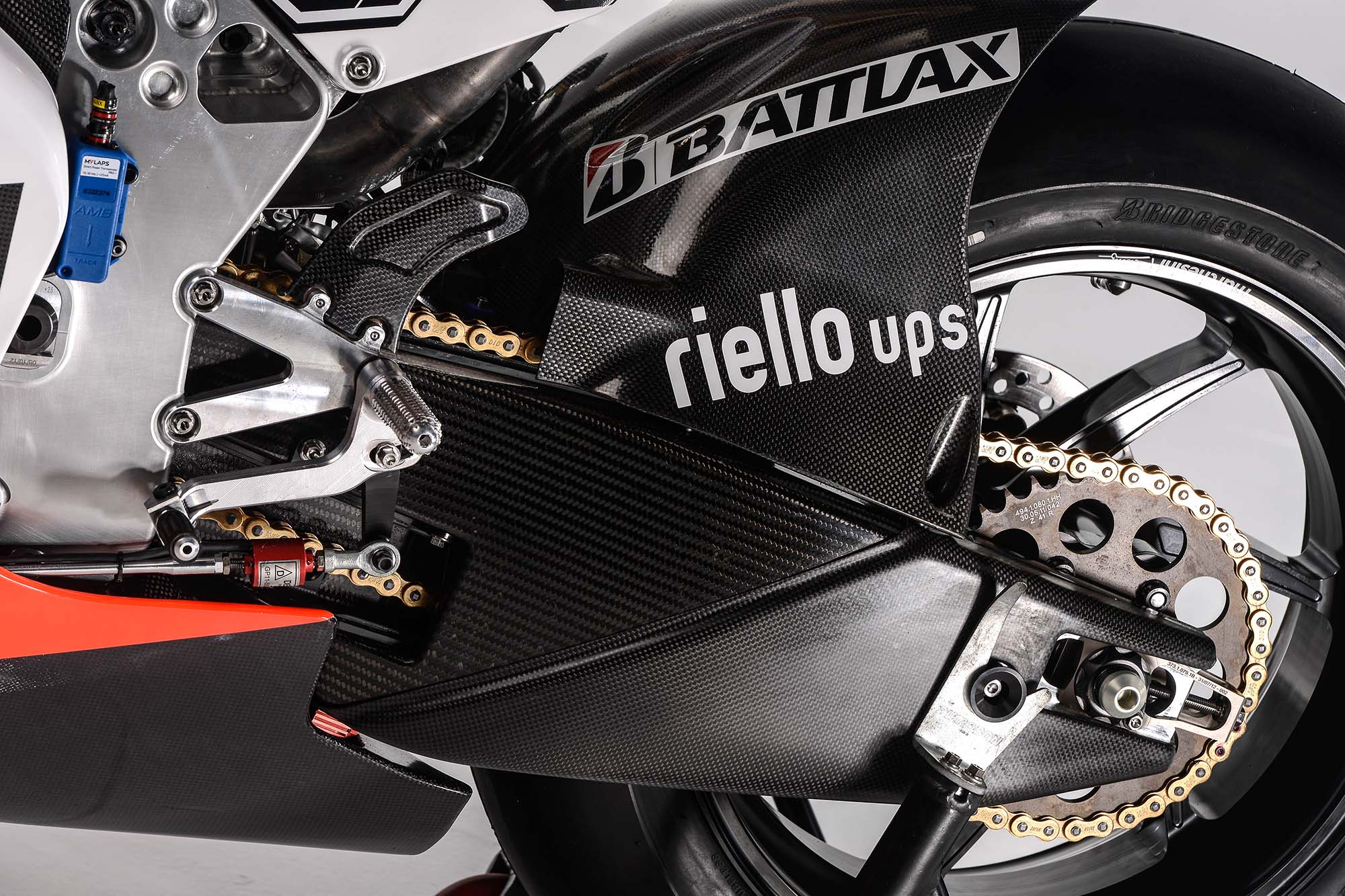 MotoGP, sistem penggerak pada Motor Ducati Desmosedici GP13: Spesifikasi dan Foto Motor Ducati Desmosedici GP13