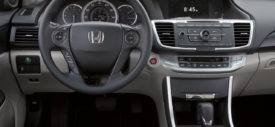2013 Honda Accord Tampak Belakang