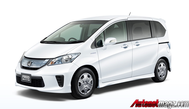  Honda  Freed Hybrid  putih AutonetMagz Review Mobil  dan 
