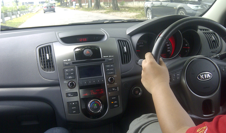 Hyundai, Interior Kia: Korea Otomotif Indonesia Goes to Malaysia!