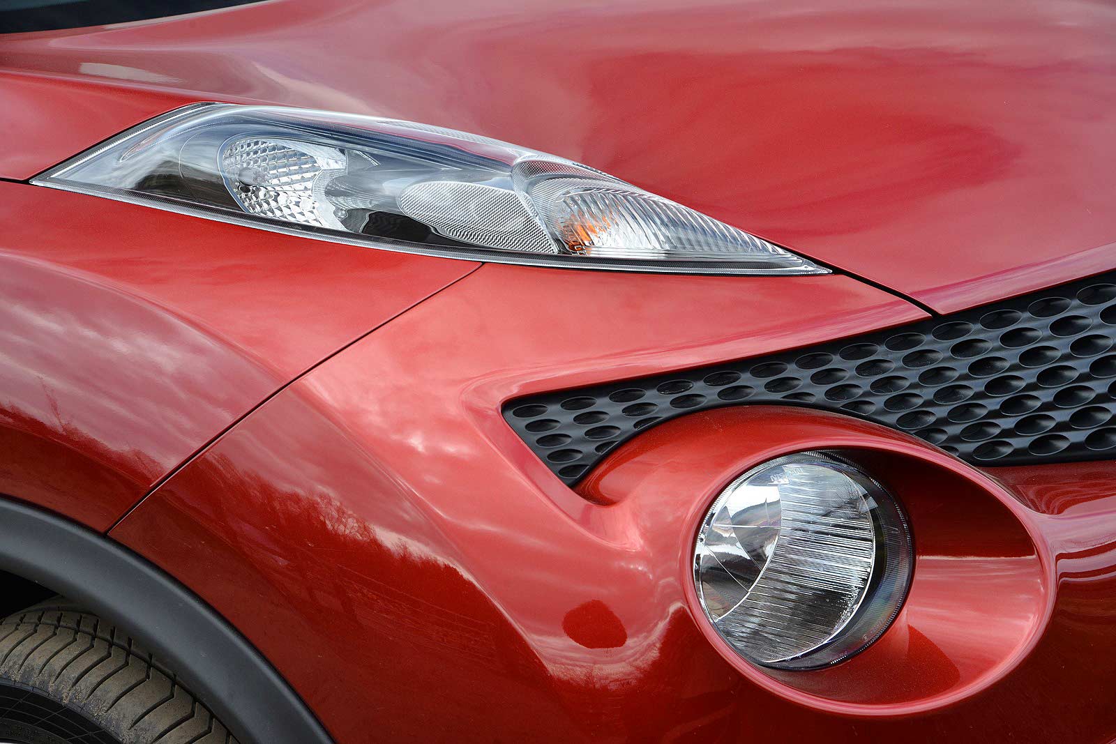 Berita, Lampu Headlight Nissan Juke N-Tec 2013: Nissan Meluncurkan Juke N-Tec Dengan Fitur Canggih
