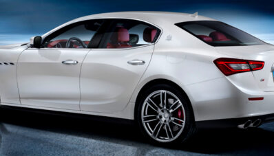 Maserati Ghibli Diperkenalkan Pada Shanghai Auto Show 2013 Maserati Ghibli Diperkenalkan Pada Shanghai Auto Show 2013