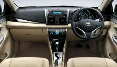 Foto Toyota Yaris 2013 Terbaru