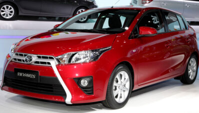 Foto Toyota Yaris 2013 Terbaru