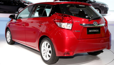 Foto Toyota Yaris 2013 Terbaru