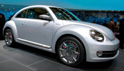 Kerjasama Volkswagen dan Apple Melahirkan VW iBeetle Kerjasama Volkswagen dan Apple Melahirkan VW iBeetle