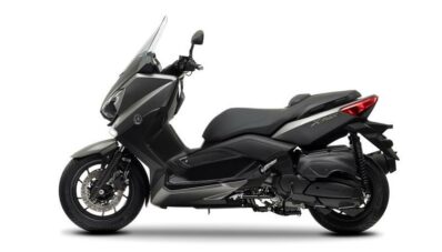 Yamaha X-Max 400, Skuter Futuristik dengan Gaya Sporty Yamaha X-Max 400, Skuter Futuristik dengan Gaya Sporty