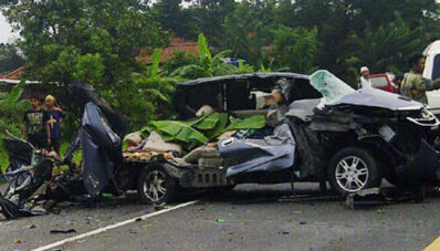 Kecelakaan Maut Xenia vs Nissan Juke : Xenia Tidak Aman? Kecelakaan Maut Xenia vs Nissan Juke : Xenia Tidak Aman?