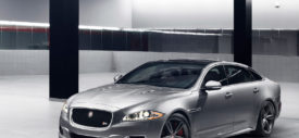 2013-Jaguar-XJR-Tampak samping