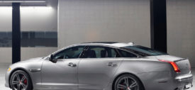 2013-Jaguar-XJR-Interior