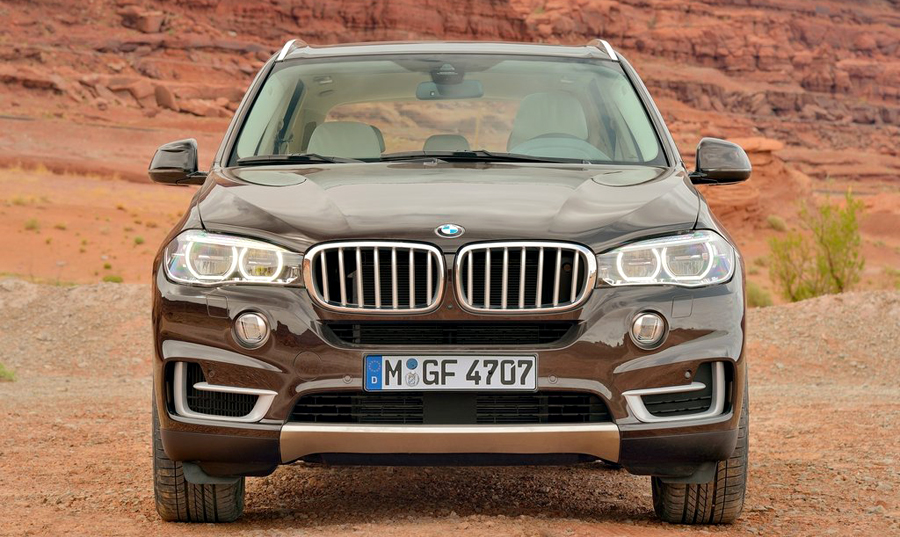BMW, BMW X-5 2013 depan: BMW X5 2013 : Mirip BMW Seri 3!