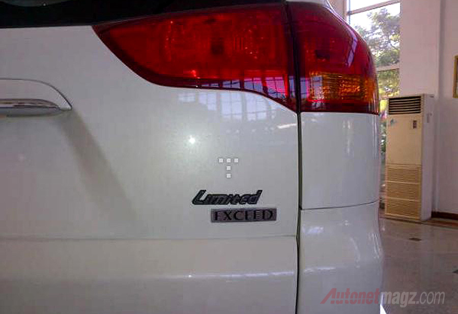 Emblem Mitsubishi Pajero Sport Limited Exceed 2013