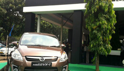 Mazda VX-1 Resmi Diluncurkan di Otobursa Tumplek Blek Mazda VX-1 Resmi Diluncurkan di Otobursa Tumplek Blek