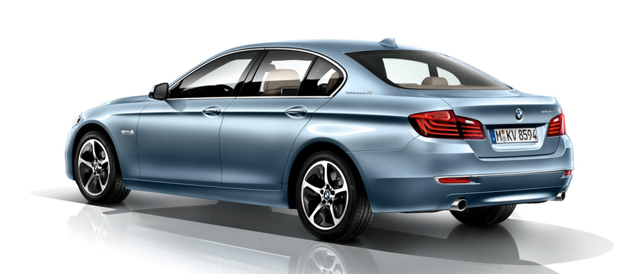 BMW, New BMW Seri 5 Facelift active hybrid: New BMW Seri 5 Facelift 2013 : Nyaris Tidak Ada Bedanya!
